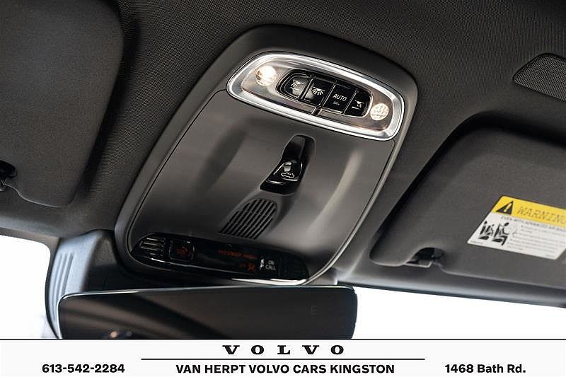Volvo  T6 AWD R-Design
